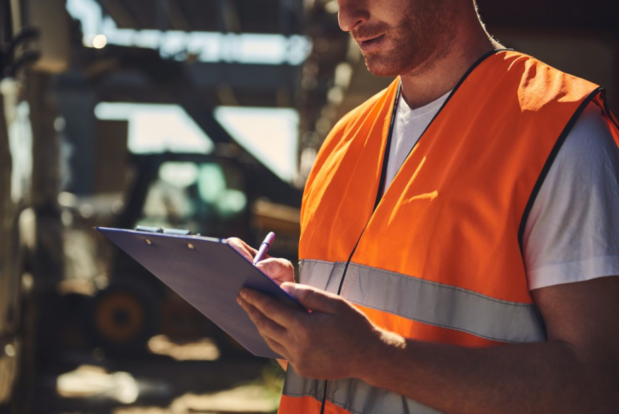 Workers warn of disaster risk amid rise in ‘near misses’